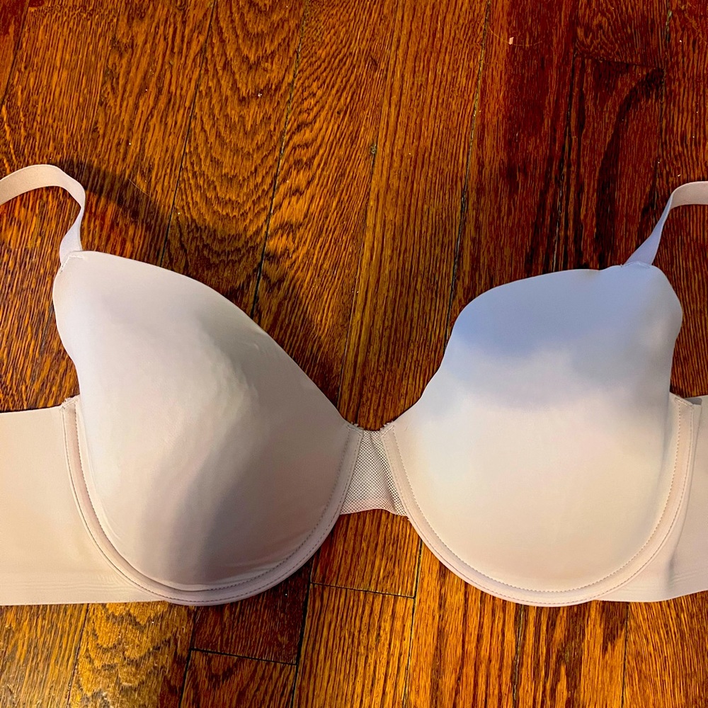 Maidenform lightly lined T-shirt bra